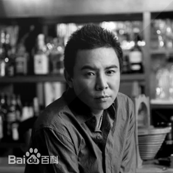 高清白红标性感图片