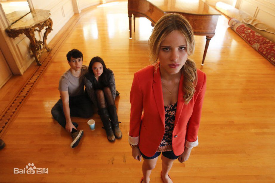 豪斯顿·塞奇(Halston Sage)照片性感图片图集