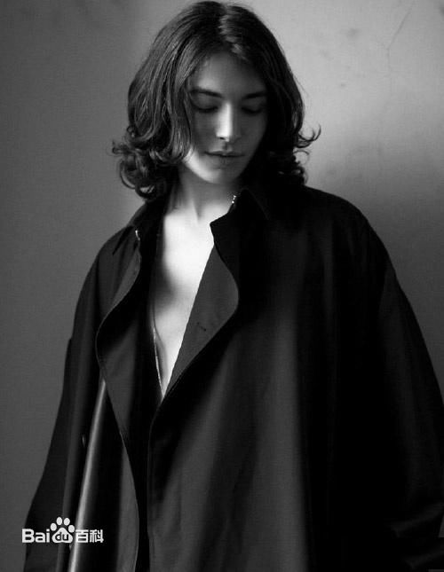 精选埃兹拉·米勒(Ezra Matthew Miller)