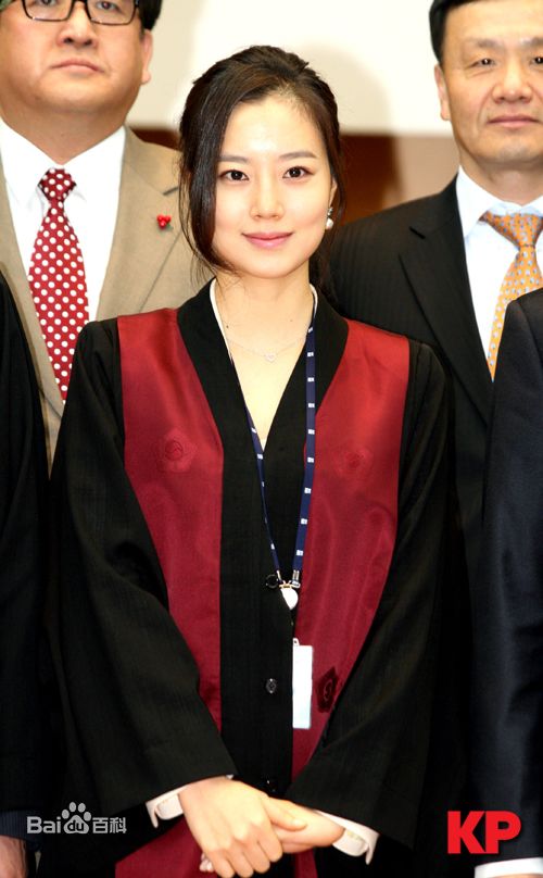 文彩元(Moon Chae Won)社会活动性感图片图集