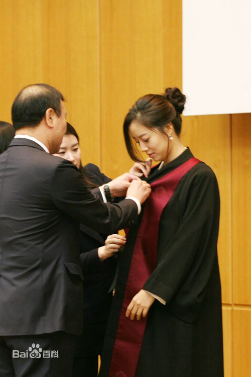 文彩元(Moon Chae Won)社会活动性感图片图集