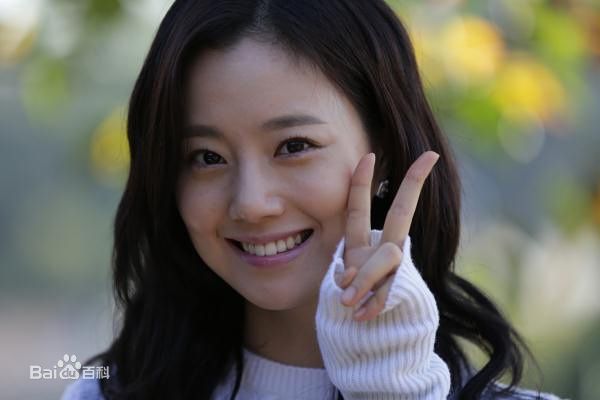 文彩元(Moon Chae Won)影视形象生活照