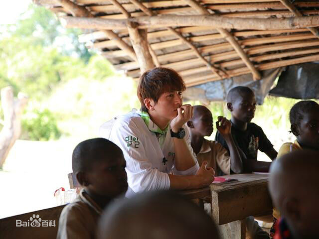 柳秀荣(Ryu Su Young、リュ スヨン)公益活动图图片图集