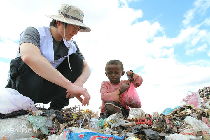 柳秀荣(Ryu Su Young、リュ スヨン)公益活动图图片图集