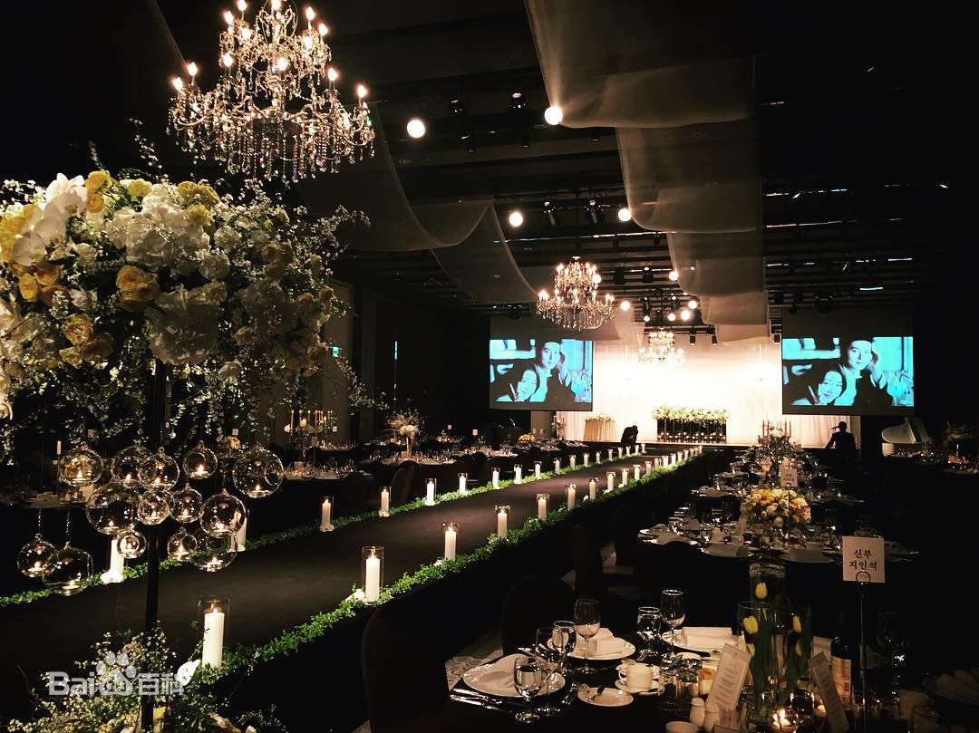 柳秀荣(Ryu Su Young、リュ スヨン)朴河宣婚礼性感图片图集