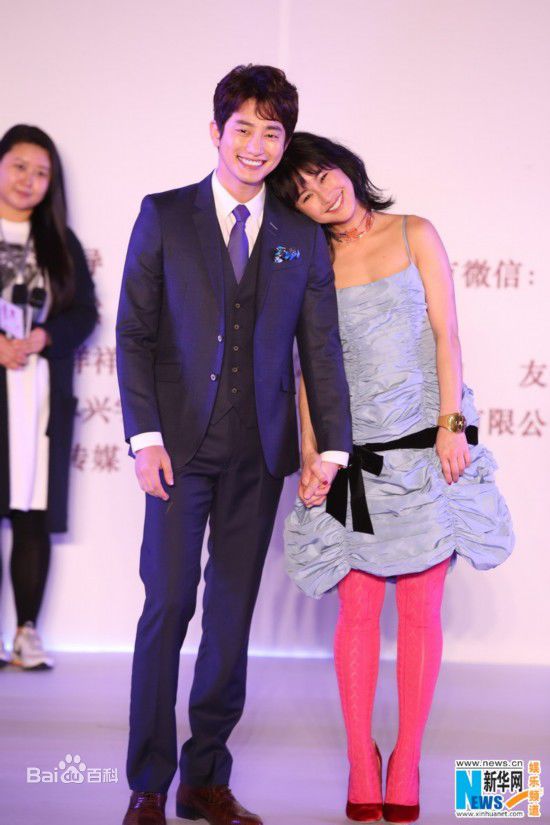 高清朴施厚(,Park Si Hoo)在《香气》宣传图册中的图集