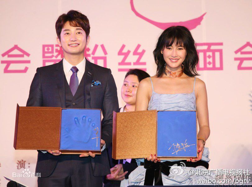 高清朴施厚(,Park Si Hoo)在《香气》宣传图册中的图集