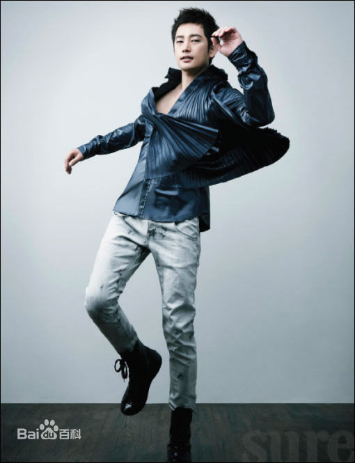 朴施厚(,Park Si Hoo)最优质杂志