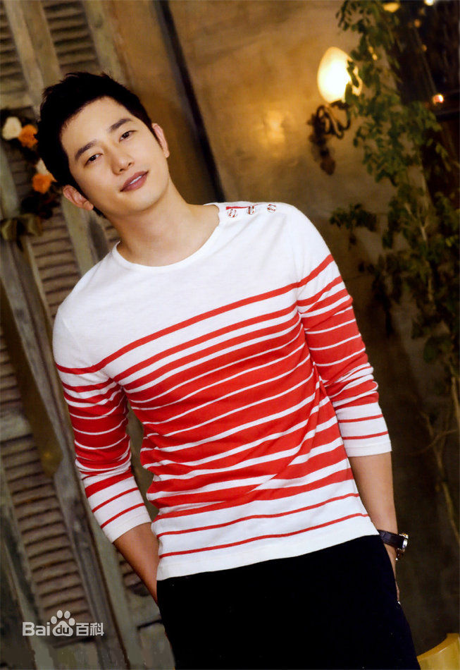 朴施厚(,Park Si Hoo)最优质杂志