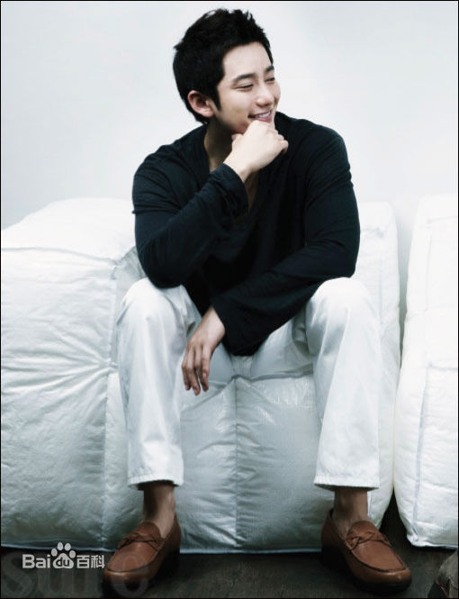 朴施厚(,Park Si Hoo)最优质杂志