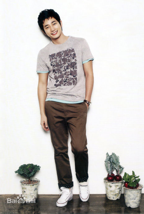 朴施厚(,Park Si Hoo)最优质杂志