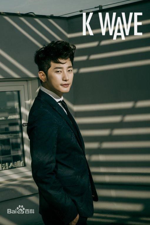 朴施厚(,Park Si Hoo)最优质杂志