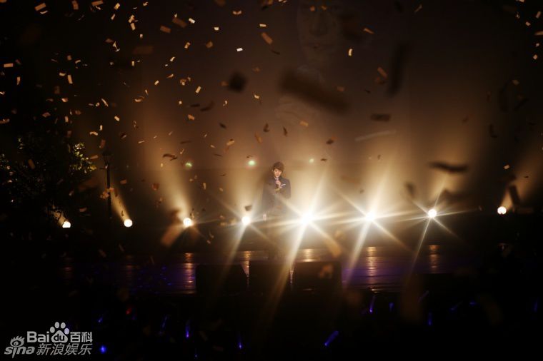 最新朴施厚(,Park Si Hoo)精彩图册