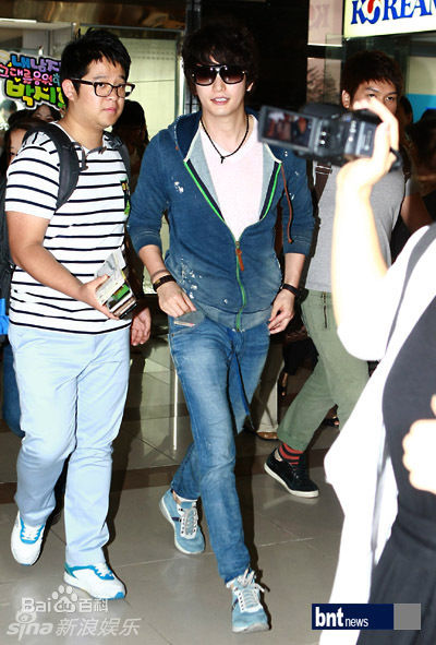 最新朴施厚(,Park Si Hoo)精彩图册