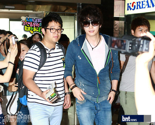 最新朴施厚(,Park Si Hoo)精彩图册