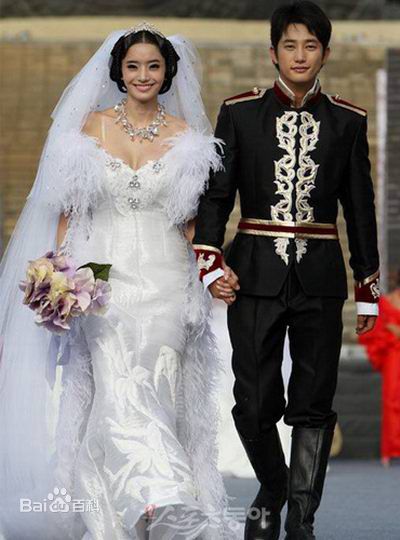 最新朴施厚(,Park Si Hoo)精彩图册