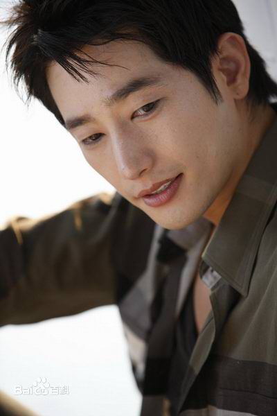 最新朴施厚(,Park Si Hoo)精彩图册