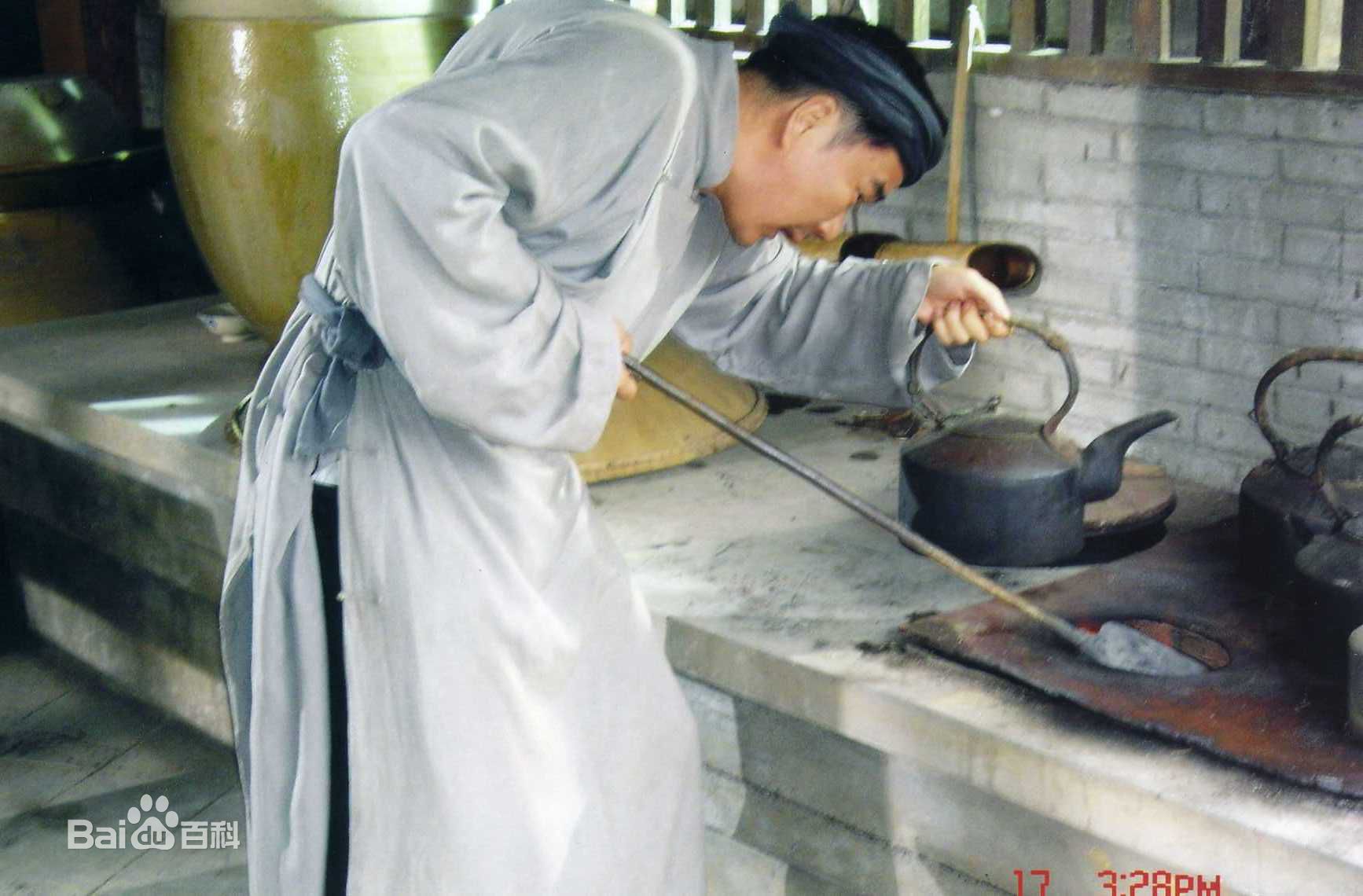 徐玉琨演员前后照片