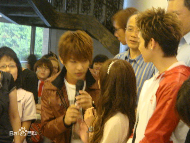 喻虹渊前后照片