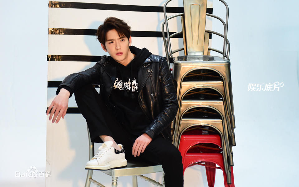 李东阳(Young)娱乐底片性感图片壁纸