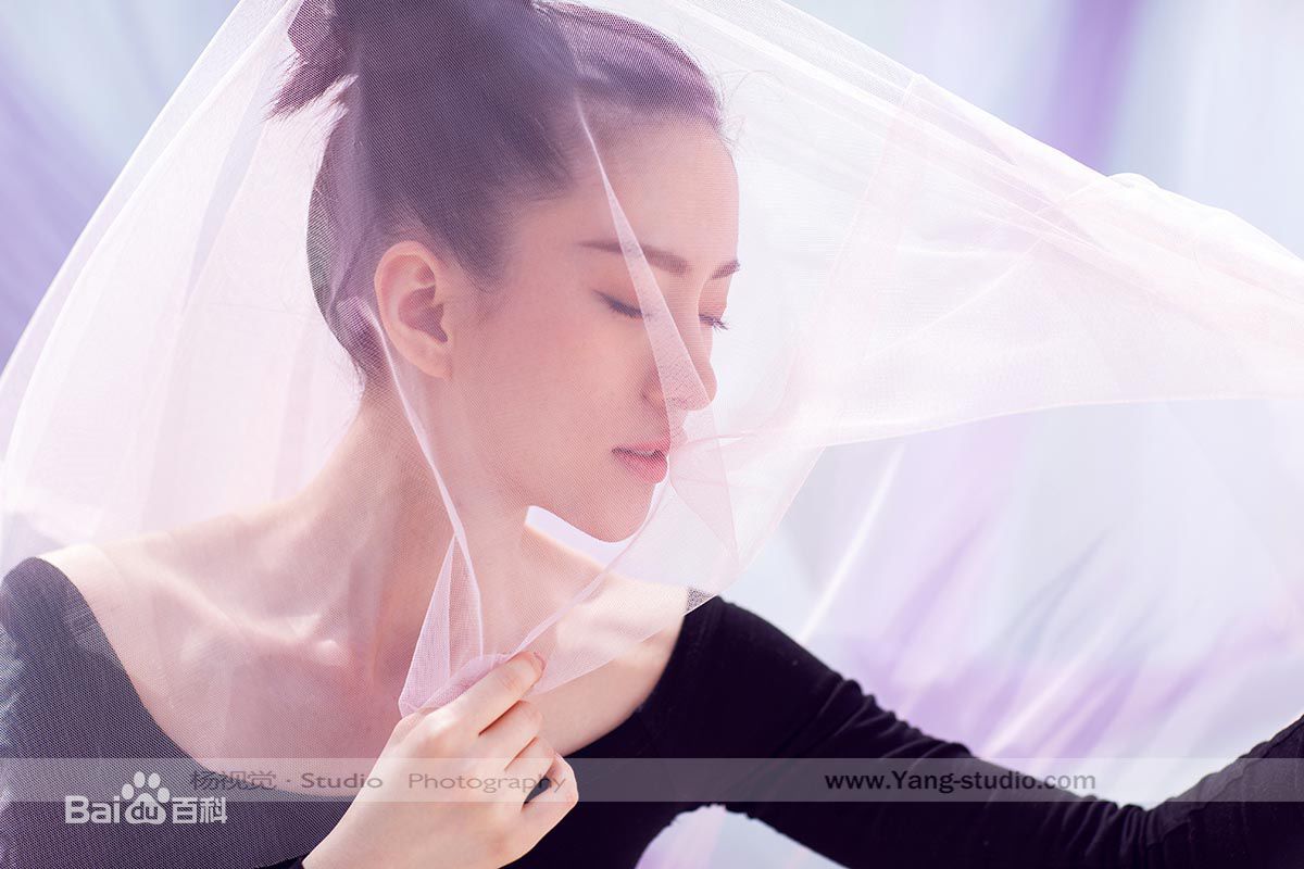 杨采盈(michelle) 飘逸芭蕾性感图片图集