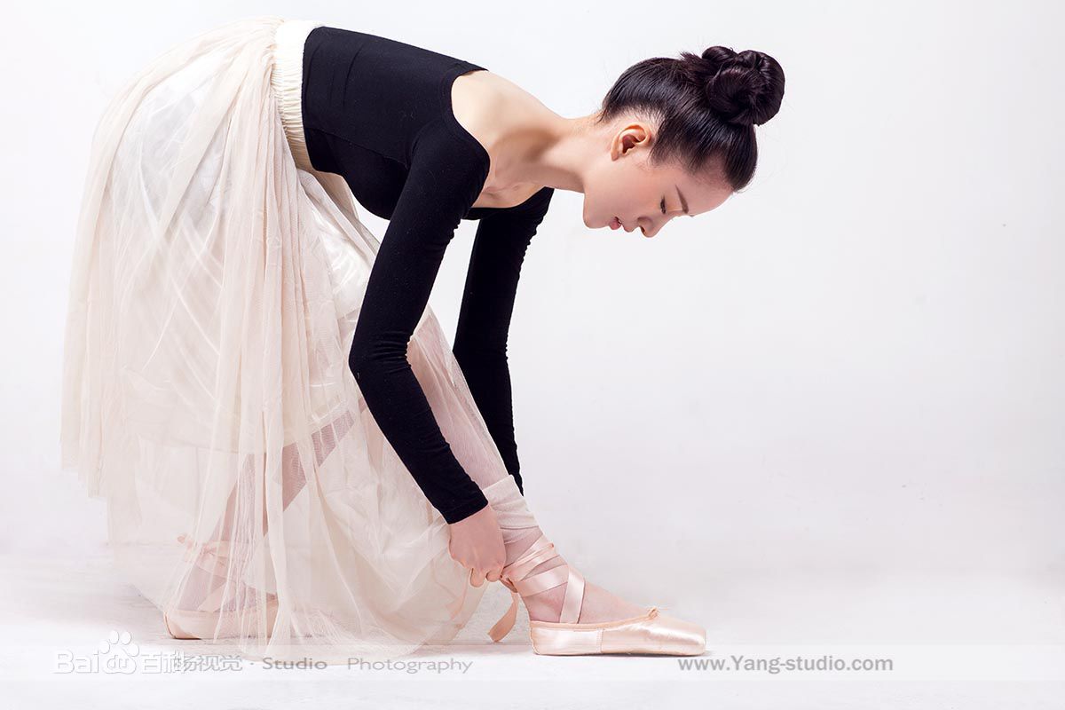 杨采盈(michelle) 飘逸芭蕾性感图片图集