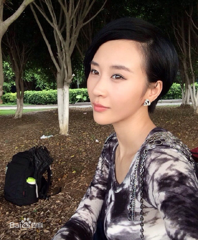 夏侯云姗(Erica)生活照前后照片