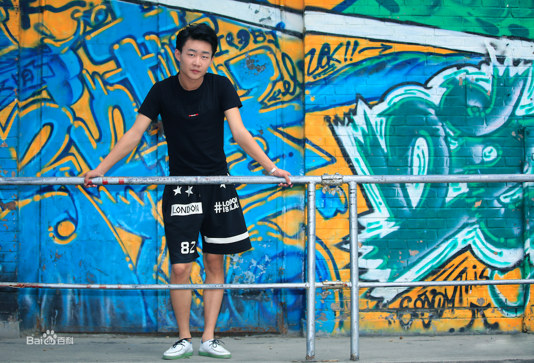 最优质刘云龙生活照