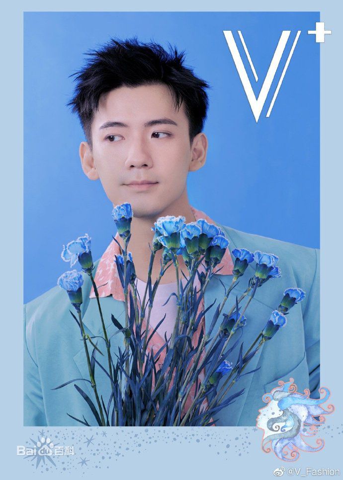 最新赵顺然性感图片