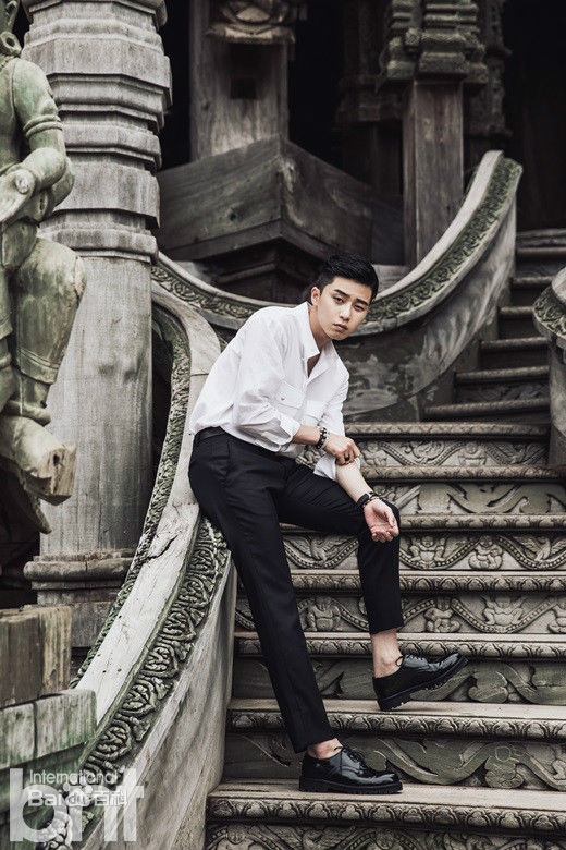 朴叙俊(,Park Seo Jun)最新画报壁纸