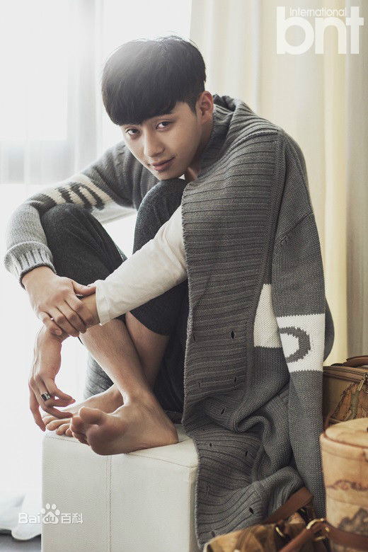 朴叙俊(,Park Seo Jun)最新画报壁纸