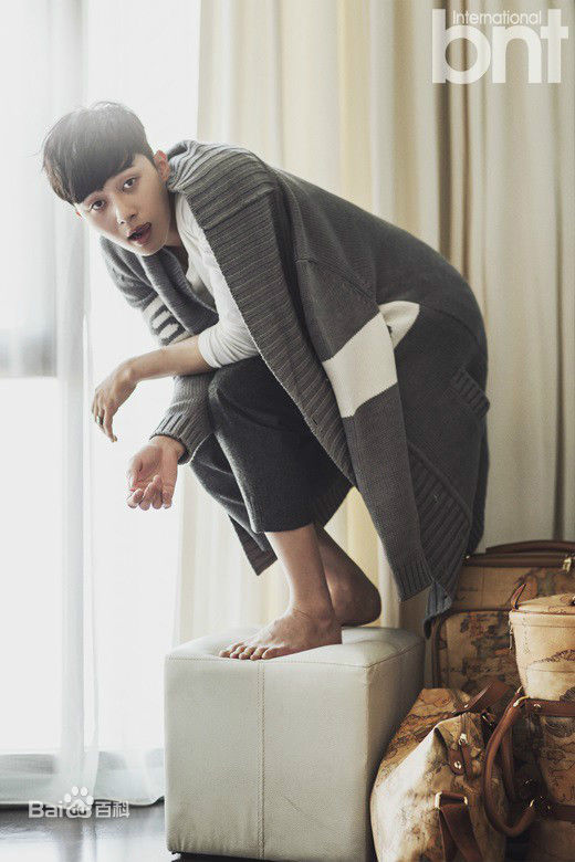 朴叙俊(,Park Seo Jun)最新画报壁纸