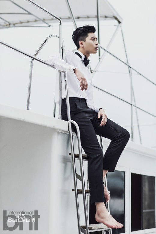 朴叙俊(,Park Seo Jun)最新画报壁纸