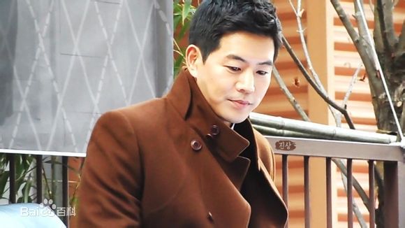 李尚允()签名会性感图片图集