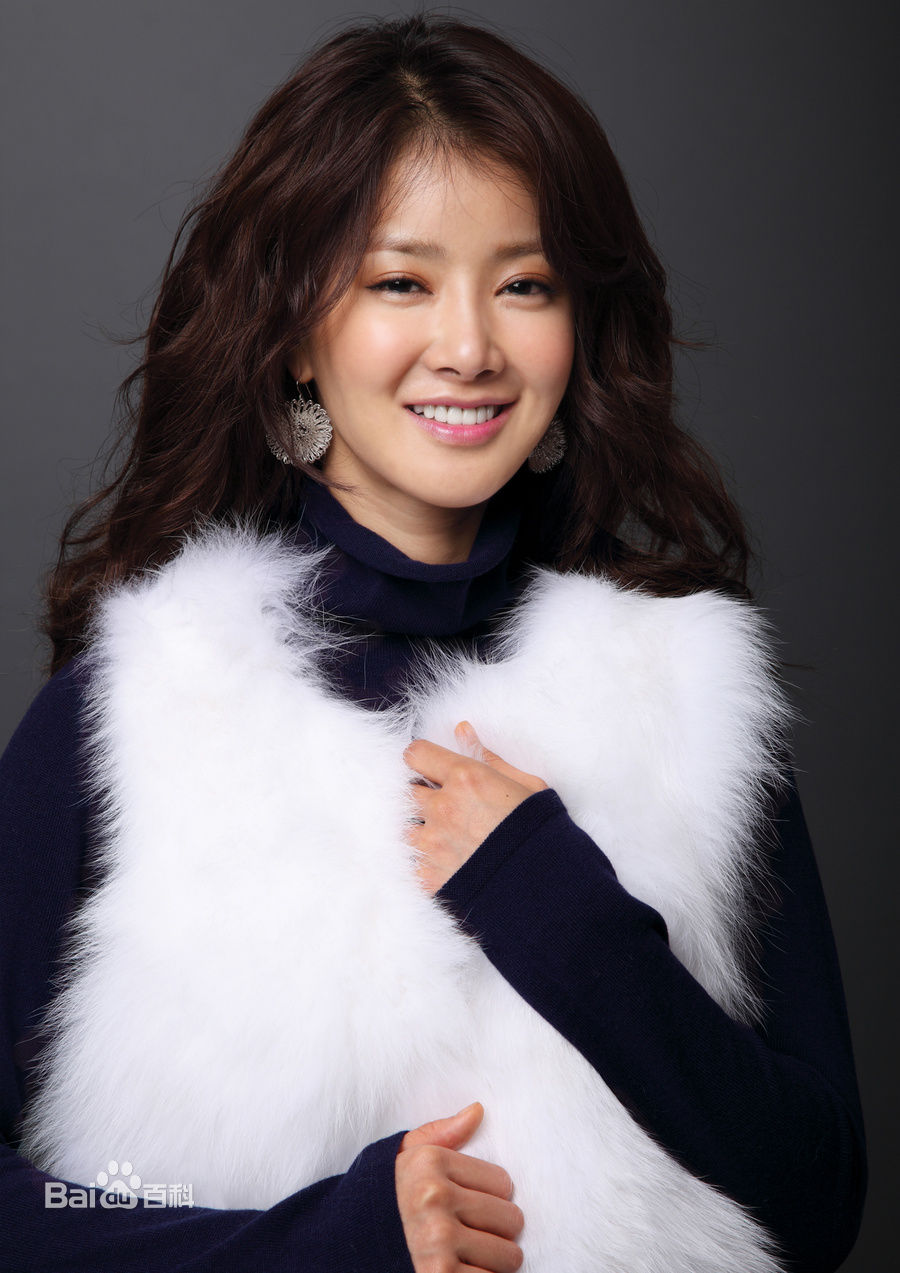 最优质李诗英(Lee Si Young)素颜照