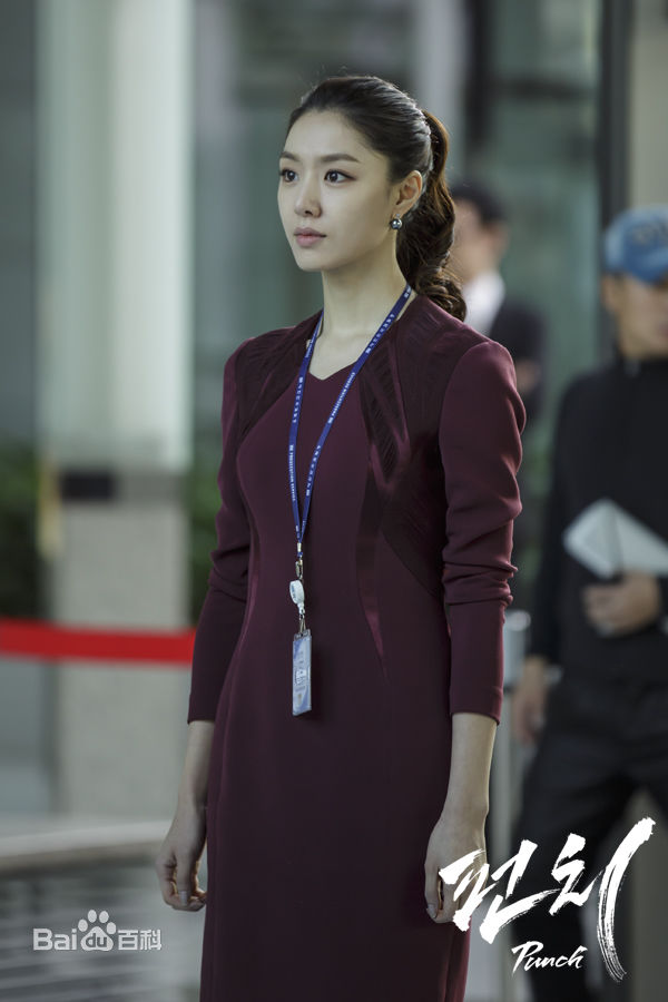 徐智慧(,Seo Ji-Hye)2015 重击生活照