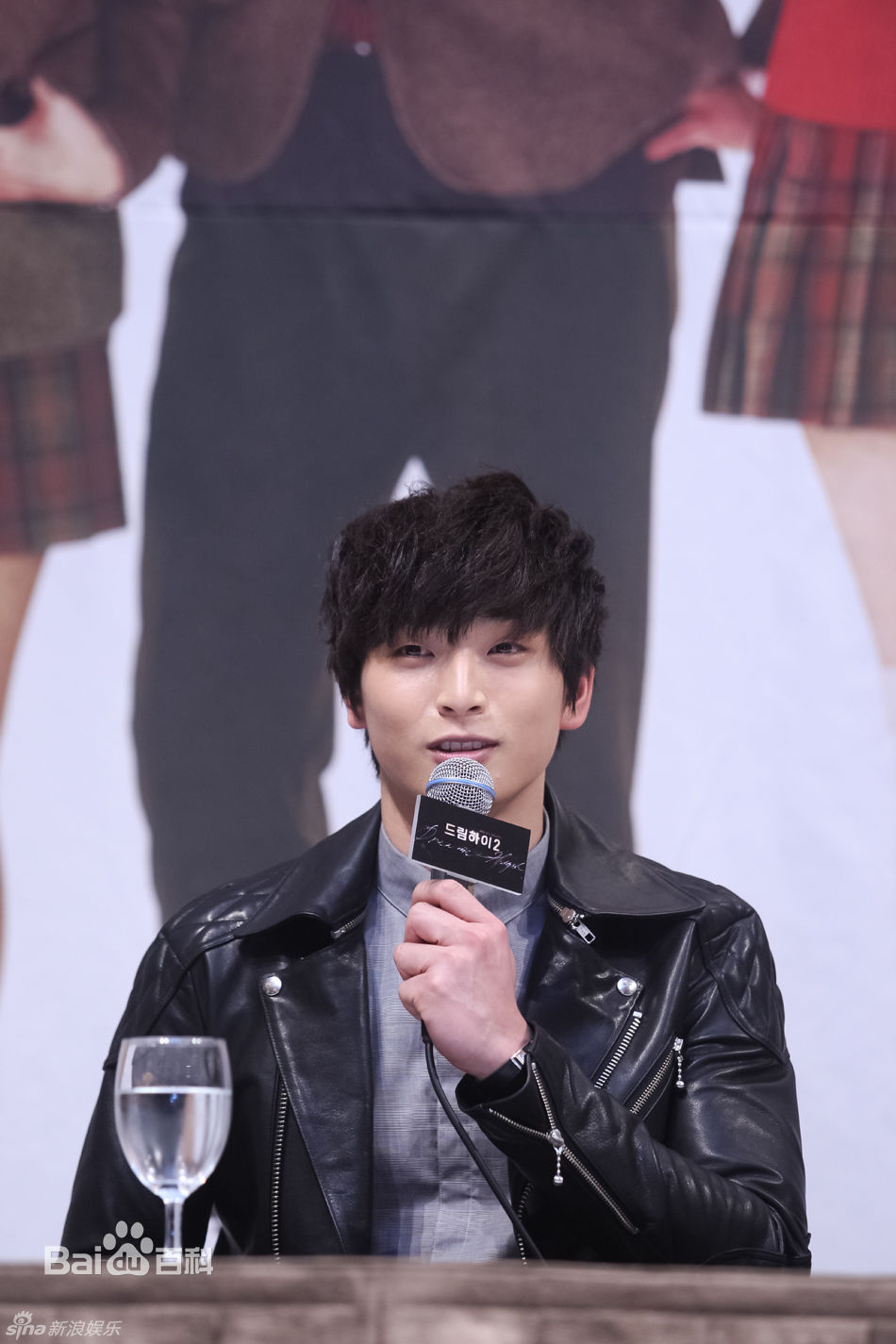 郑珍云(,Jeong Jin woon,ジヌンソロ)精彩图册