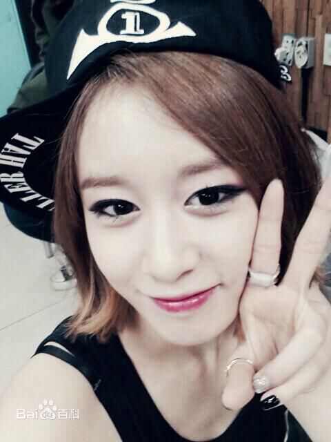朴智妍(Park Ji Yeon)智妍图册