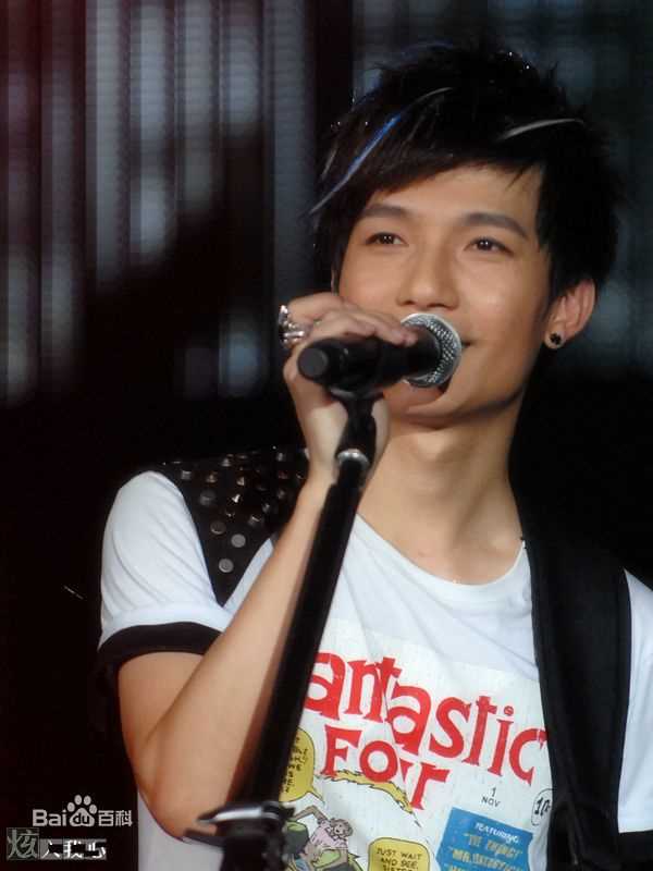 陈楚生2010年值得就去做成都演唱会生活照相册