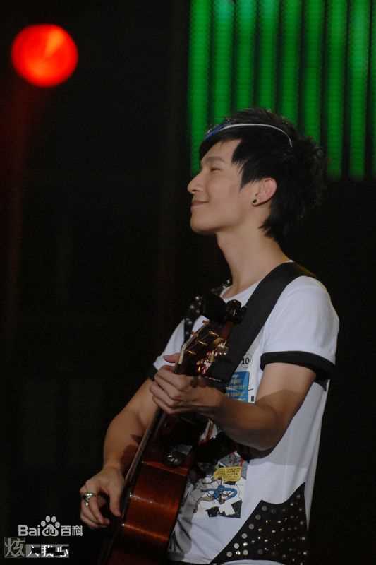 陈楚生2010年值得就去做成都演唱会生活照相册