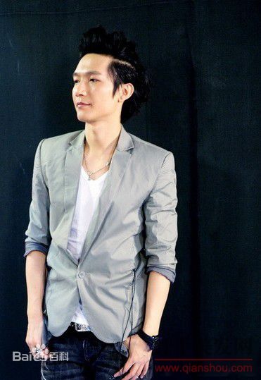 最新陈楚生性感图片