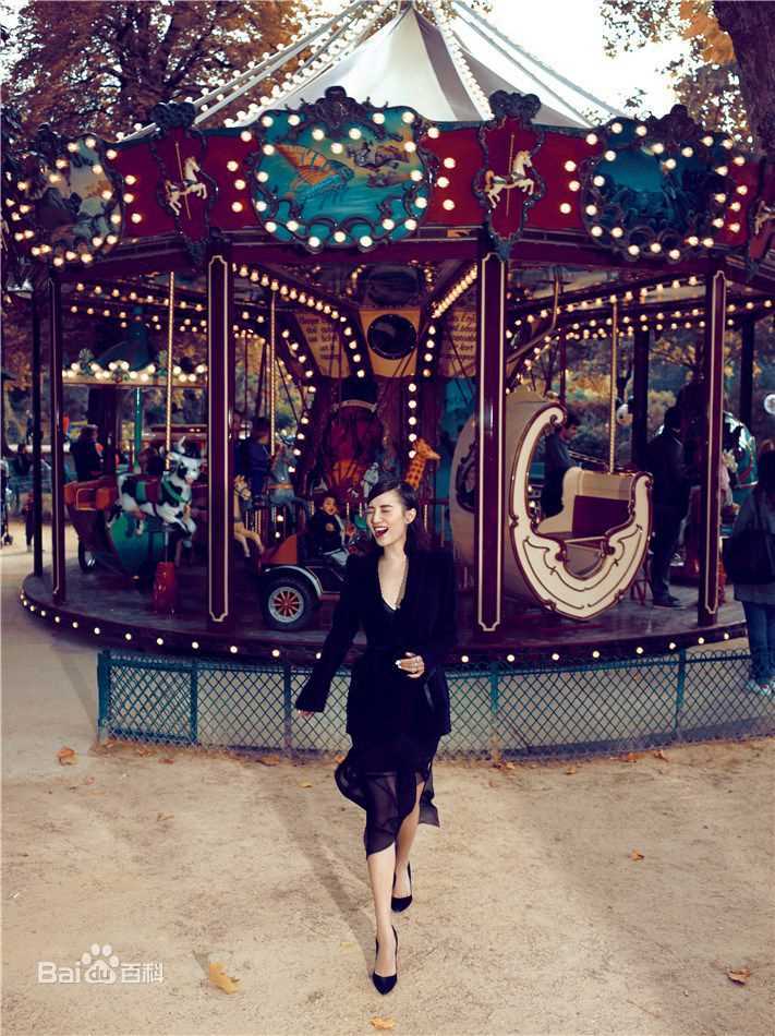 宋佳(Song Jia)精品购物指南2015年12月刊前后照片