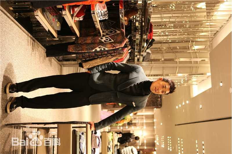 (Wang Qianyuan)活动照片前后照片