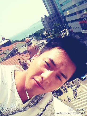 张若昀 生活照素颜照壁纸