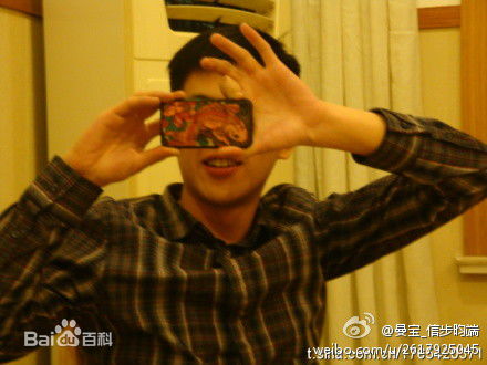 张若昀 生活照素颜照壁纸