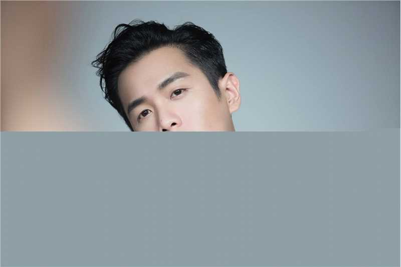 张若昀拍摄花絮前后照片