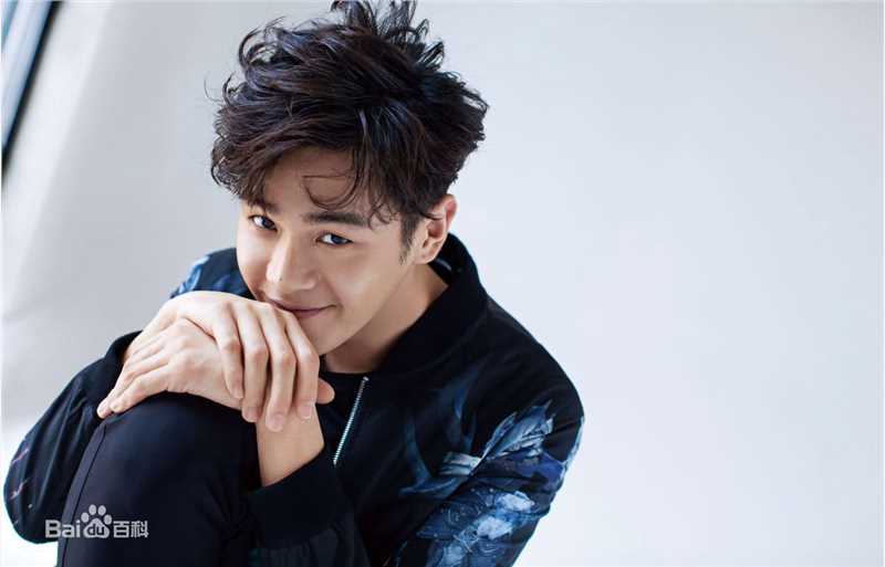 张若昀精选时尚图册