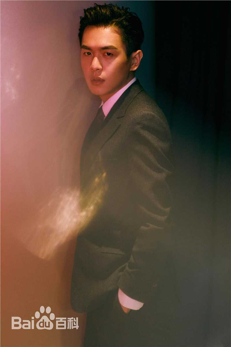 张若昀精选时尚图册