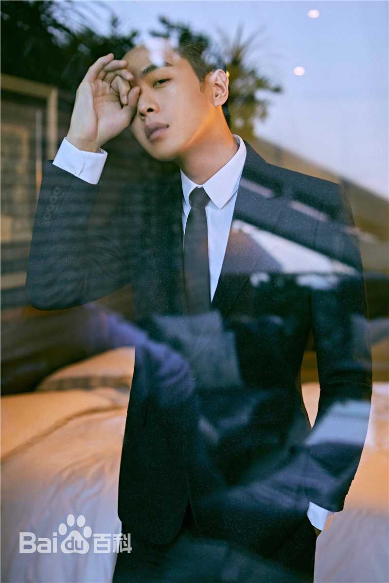 张若昀精选时尚图册