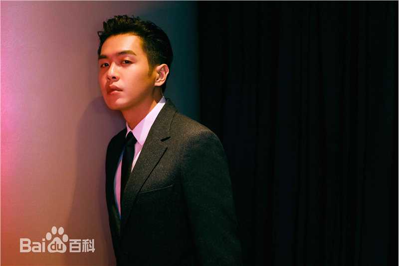 张若昀精选时尚图册